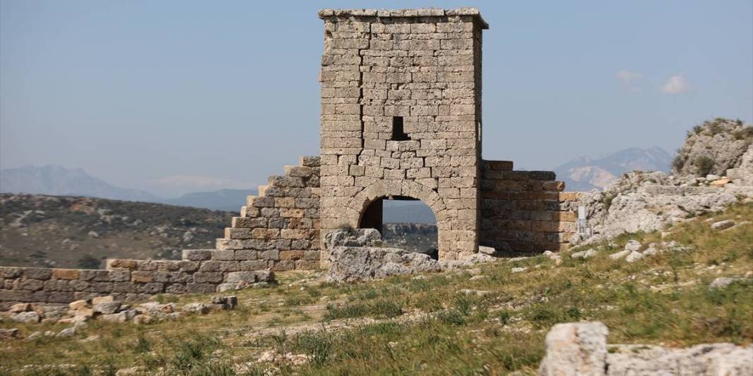 'Medeniyetlerin eşiği' olarak biliniyor: Büyük İskender'e geçit vermeyen Sillyon yeniden ayağa kaldırıldı 5